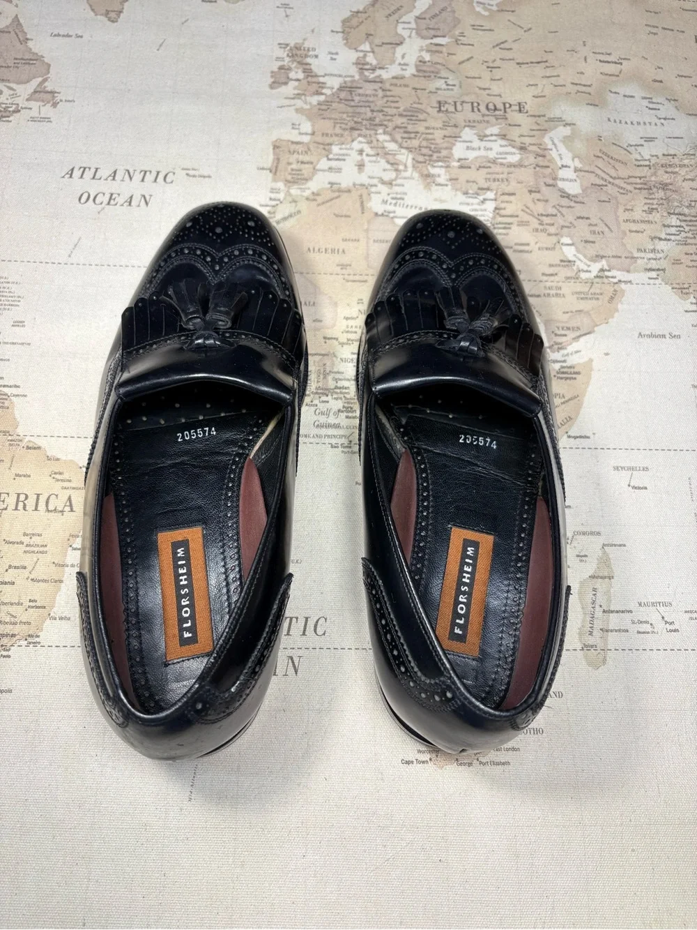 Men's US 10.5 EEE Black Florsheim Kiltie Tassel Slip-On Dress Loafer Shoes